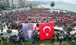 Türkiye’nin dört bir yanındaki emekli astsubaylar özlük hakları için İzmir’de bir araya geldi