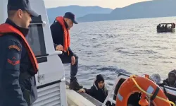 İzmir'de 22 göçmen yakalandı, 52 göçmen kurtarıldı