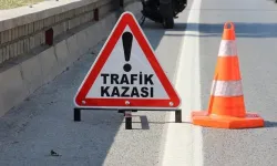 İzmir'de kaza: Geri manevra yapmak isteyen tır, motosiklete çarptı