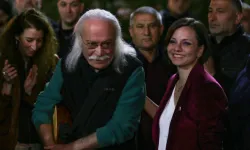 Usta sanatçılardan CHP Karabağlar Adayı Kınay'a tam destek