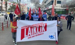 SOL Parti İzmir’de yürüdü: Tarikatlara meydan okuyoruz