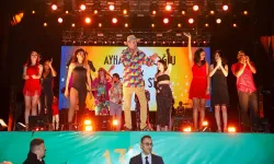 Ayhan Sicimoğlu, Alaçatı Ot Festivali'nde müzik ziyafeti verdi
