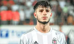 Beşiktaş duyurdu: Genç oyuncuyla yollar ayrıldı