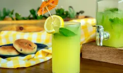 Yaz sıcaklarının serinleten lezzeti: Evde limonata nasıl yapılır?