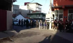 İzmir'de silahlı kavga: 3 çocuk babası adam hayatını kaybetti