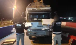 İzmir'de kaçakçılık operasyonu: Milyonlarca liralık ürün ele geçirildi