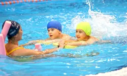 Karşıyaka'da spor kursları: En gözdesi yüzme
