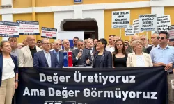 Mali müşavirlerden İzmir’de eylem: Sorunlarımızın çözüme kavuşturulmasını istiyoruz
