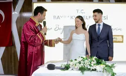 Genç çiftlerin evlilik heyecanı: Nikahlarını Başkan Önal kıydı