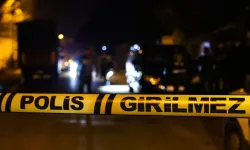 İzmir'de bir kişi caddenin kenarında ölü olarak bulundu