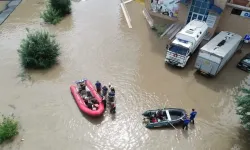 Rusya'da nehir taştı: Binlerce ev sular altında