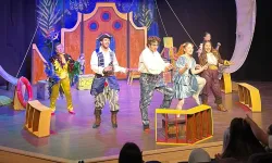 Bodrum'da Sihirli Gemi oyunu, ilkokul öğrencileri için sahnelendi