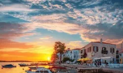 İzmir'in turizm cenneti: Foça'nın nüfusu ne?