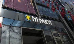 İYİ Parti İzmir'den açıklama: Parti bitti diye algı yaratacak kadar istifa yok!