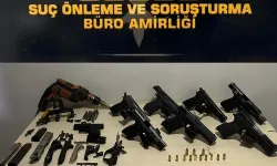 İzmir'de  kaçak silah atölyesi baskını: 3 şüpheliden 2'si firari çıktı