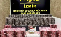 İzmir'de uyuşturucu operasyonu: Binlerce hap ele geçirildi