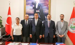 CHP İzmir İl Başkanı Aslanoğlu, Balçova Belediye Başkanı Yiğit’i ziyaret etti