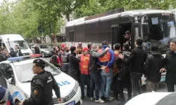 Taksim'e çıkış yasak: Polis müdahale etti, 30 kişi gözaltına alındı