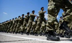 Milli Savunma Bakanı'ndan açıklama: Zorunlu askerlik sistemi değişiyor mu?