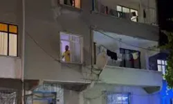 Başakşehir'de baba terörü: Çocuklarını 3 kattan aşağı sarkıttarak atmakla tehdit etti