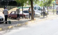 Bayraklı'da seferberlik: 24 mahalle sokak sokak temizlendi