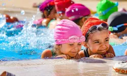 5-15 yaş arası çocuklar için: Bayraklı'da yüzme kursu başlıyor