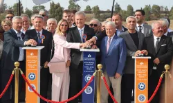 İzmir Ekonomi Üniversitesi Güzelbahçe Kampüsü'nün temeli atıldı