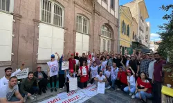 İzmir Büyükşehir'de işten atılan işçilere İtalya'dan destek