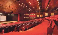 Yücel Erten ile yollar ayrılmıştı: İzmir Büyükşehir’den Şehir Tiyatroları açıklaması