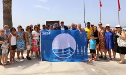 Menderes'in 11 sahili mavi bayrak ile ödüllendirildi