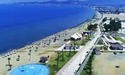 Türkiye yanıyor! Sıcaktan bunalanlar için İzmir'de 64 mavi bayraklı plaj