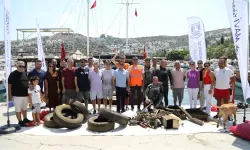 Bodrum'da dalgıçlar deniz dibinden 213 kilogram atık çıkardı