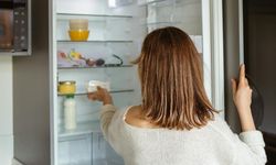 Buzdolabı kokusuna hızlı çözüm: Sadece 2 malzemeyle buzdolabı kokusundan kurtulun