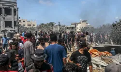 Gazze hükümeti: İsrail, El Mevasi katliamını çarpıtmak için yalan haberler yayıyor