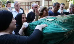 İzmir'de elektrik akımına kapılarak can veren İnanç Öktemay gözyaşlarıyla defnedildi