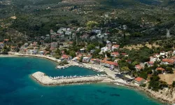 İzmir'in deniz manzaralı köyü:  Bardacık inciriyle meşhur