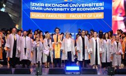 İzmir'den Viyana'ya başarı öyküsü: 659 yıllık üniversitede hukuk eğitimi alacak