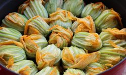 İzmir'in mis kokulu yemeği: Kabak Çiçeği Dolması tarifi