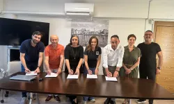 Karşıyaka'da emekçiye TİS müjdesi: İmzalar atıldı