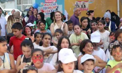 Konak'ta çocuklar mutlu: Sokaklar yeniden oyun alanı
