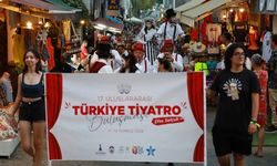 Selçuk'ta 17. Uluslararası Türkiye Tiyatro buluşması başladı