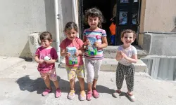 İzmir'in projesi Türkiye'ye örnek: Çocuklar Süt Kuzusu ile büyümeye devam ediyor