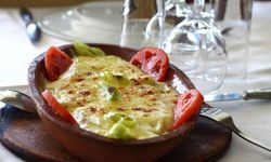 Zıtlığın en lezzetli uyumu: İzmir'in Sütlü Balık tarifi