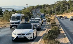 Bodrum'a haftasonu akın var! İlçe girişinde kuyruk oluştu