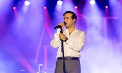 İzmir'de Mert Demir rüzgarı: Çim Konserleri'nde yıldızlar geçidi yaşanacak