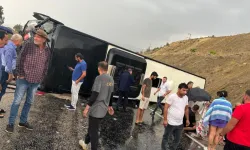 Antalya'da feci kaza: Bir yolcu otobüsü daha devrildi