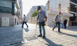 Karşıyaka'da halk sağlığı ön planda: Haşereyle mücadele tam gaz sürüyor