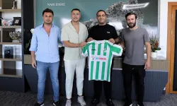 Narlıdere Belediyespor'un iki yeni yıldızı Başkan Uzun'u ziyaret etti