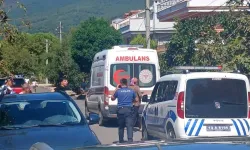 Polis her yerde arıyor: Eski eşini bıçaklayıp kaçtı