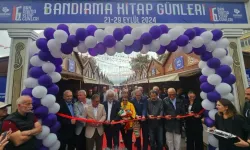 Söyleşiler, imza günleri, konserler: Bandırma'da kitap günleri başladı